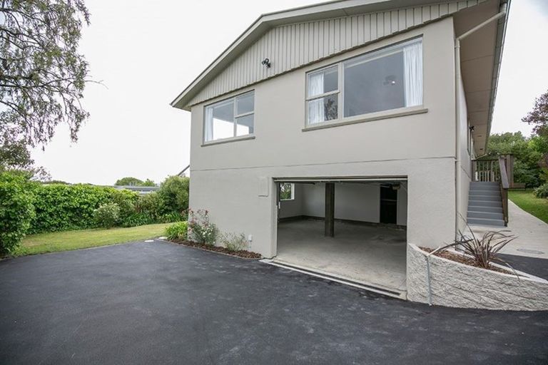 Photo of property in 270 Cannon Hill Crescent, Mount Pleasant, Christchurch, 8081