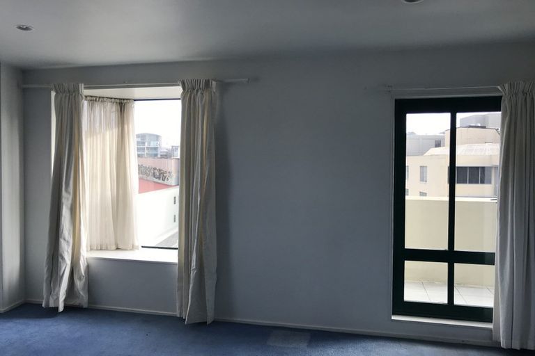 Photo of property in Courtenay Apartments, 601/120 Courtenay Place, Te Aro, Wellington, 6011