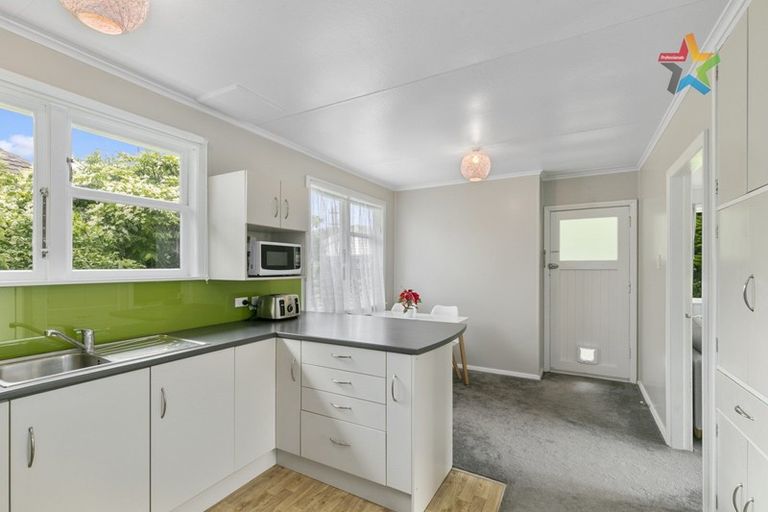 Photo of property in 8 Heath Street, Wainuiomata, Lower Hutt, 5014