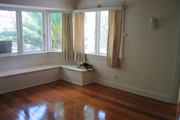 Photo of property in 21 Central Terrace, Kelburn, Wellington, 6012