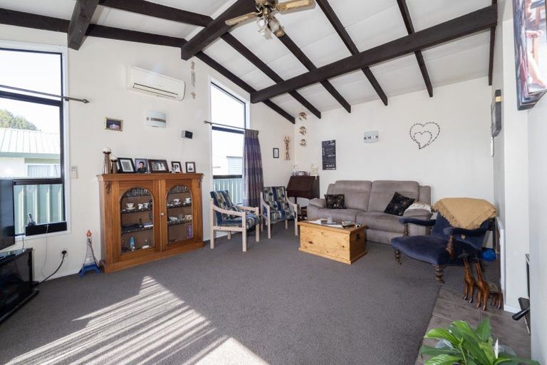 Photo of property in 195 Grove Place, Tinwald, Ashburton, 7700