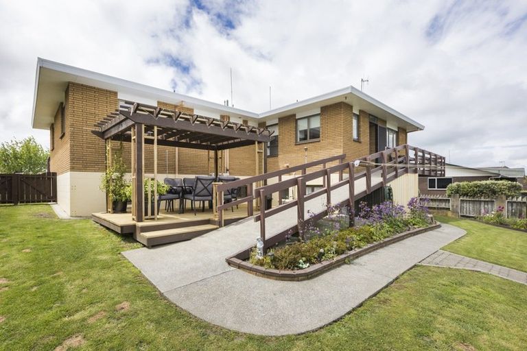 Photo of property in 30 Park View Avenue, Feilding, 4702
