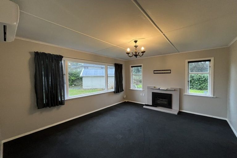 Photo of property in 19 Hobson Street, Levin, 5510