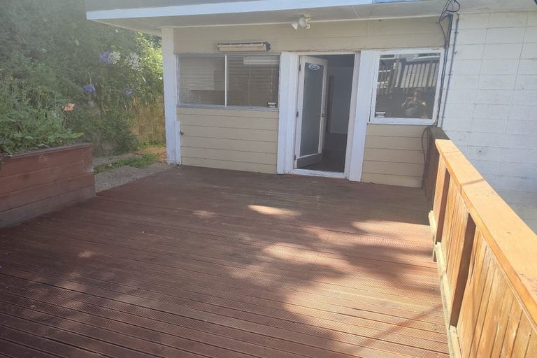 Photo of property in 1/10 Whaui Street, Vogeltown, Wellington, 6021