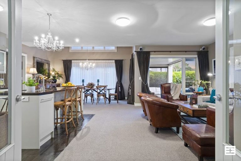 Photo of property in 2 Portofina Court, Papamoa Beach, Papamoa, 3118