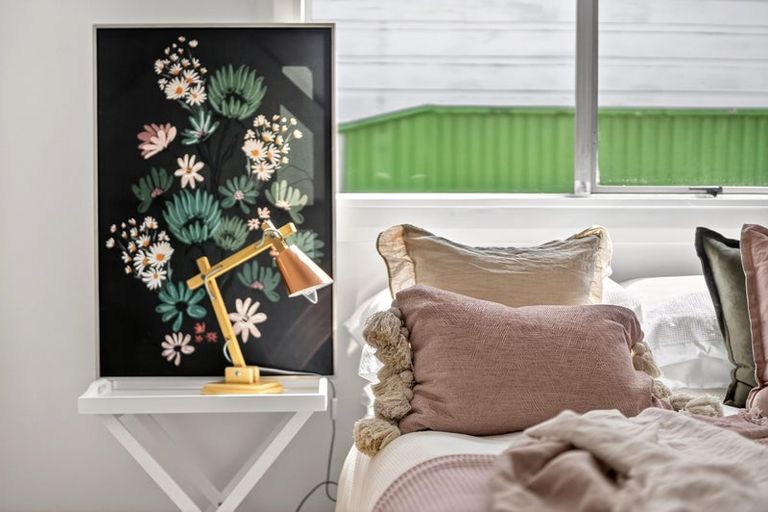 Photo of property in 69 Holloway Street, Carterton, 5713