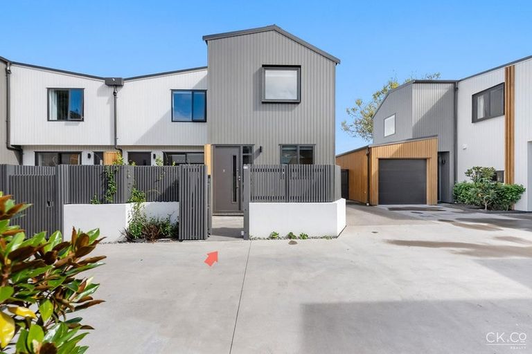 Photo of property in 11/323 Riverside Drive, Waterloo, Lower Hutt, 5011