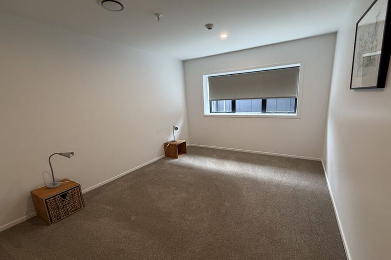 Photo of property in 211/2 Onepu Road, Kilbirnie, Wellington, 6022