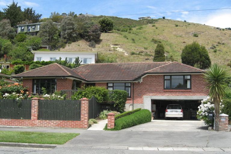 Photo of property in 107 Bay View Road, Moncks Bay, Christchurch, 8081