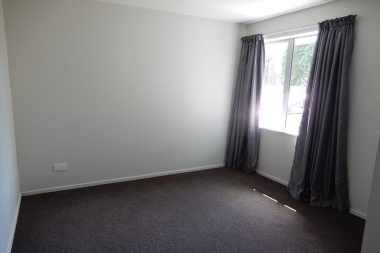 Photo of property in 2/15 Cross Street, Phillipstown, Christchurch, 8011