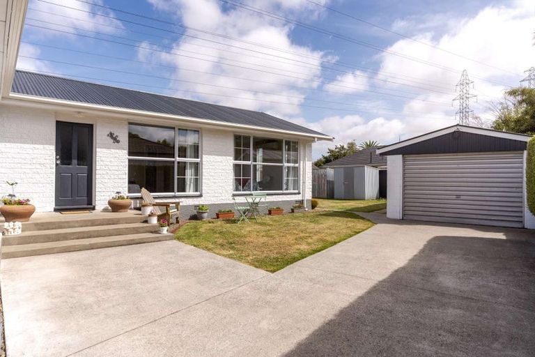 Photo of property in 14 Woodcote Avenue, Hornby, Christchurch, 8042