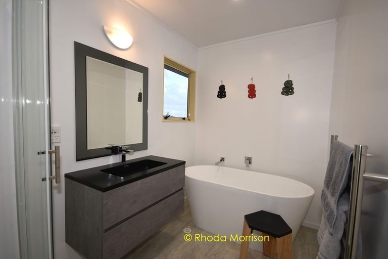 Photo of property in 229 Pahi Road, Pahi, Paparoa, 0571