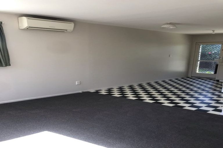 Photo of property in 2/598 Barbadoes Street, Edgeware, Christchurch, 8013