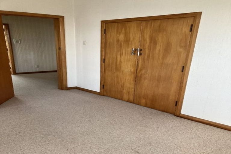 Photo of property in 8 Carlisle Street, Levin, 5510