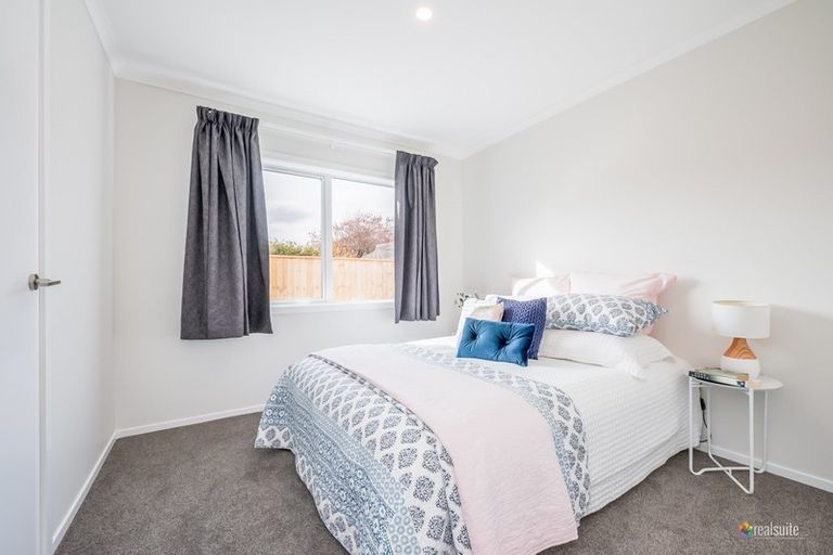 Photo of property in 23a Pearce Crescent, Taita, Lower Hutt, 5011