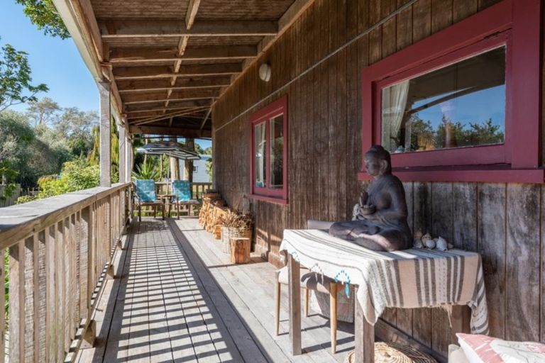 Photo of property in 266a Mill Road, Otaki, 5512