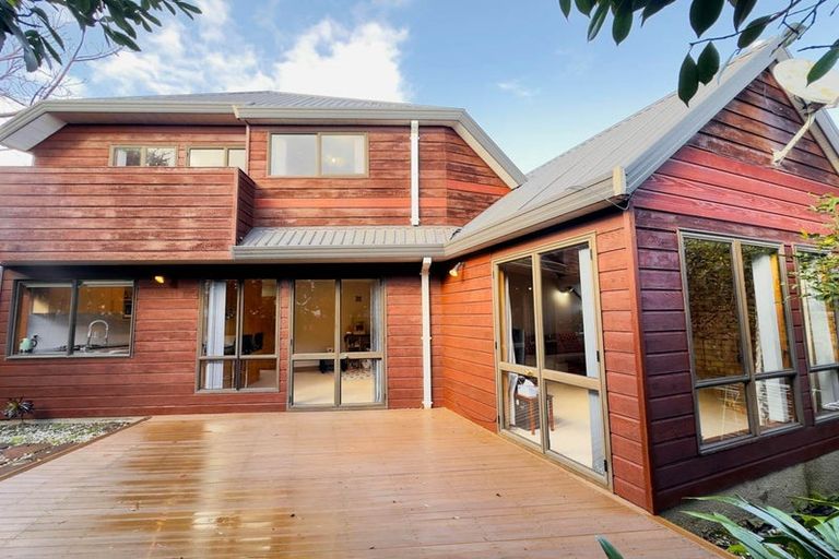 Photo of property in 1/5 Gulf Crest, Bucklands Beach, Auckland, 2012