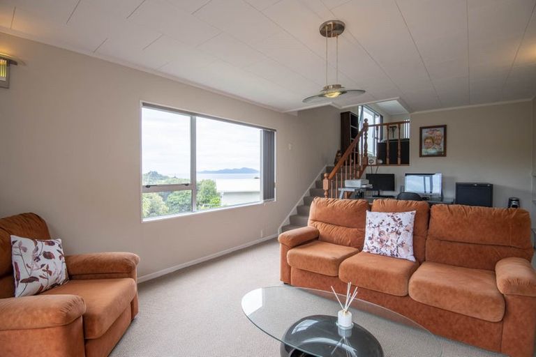 Photo of property in 63 Sea Vista Drive, Pukerua Bay, 5026