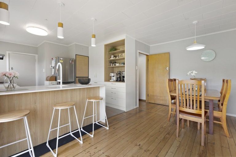 Photo of property in 303 Frankley Road, Ferndale, New Plymouth, 4310