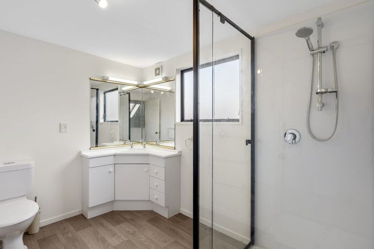 Photo of property in 1/2 Corfe Street, Ilam, Christchurch, 8041