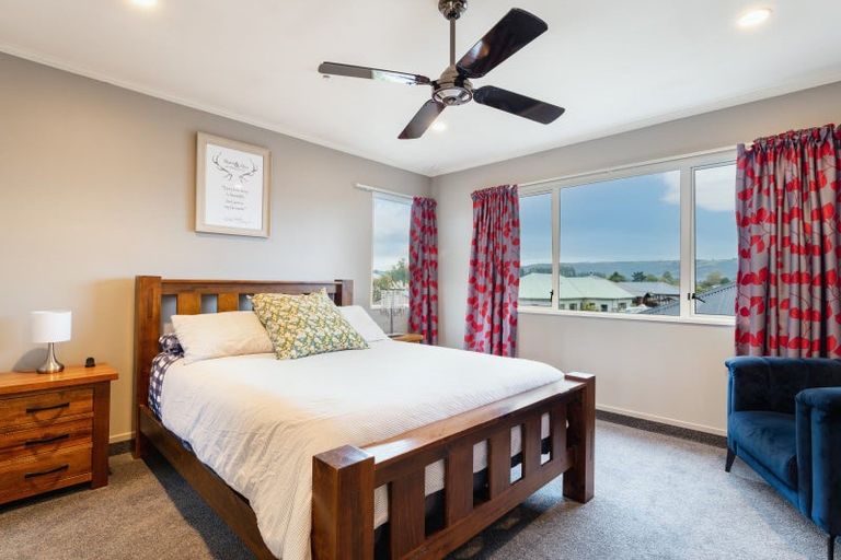 Photo of property in 56 Silverstream Drive, Mosgiel, 9024