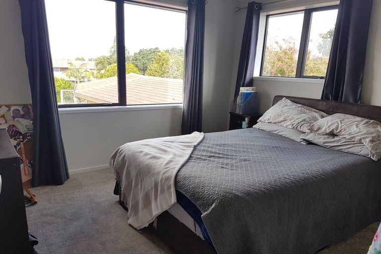 Photo of property in 19a Gaylands Place, Opaheke, Papakura, 2113