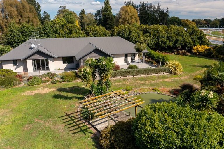 Photo of property in 104 Abergeldie Way, Cambridge, 3493