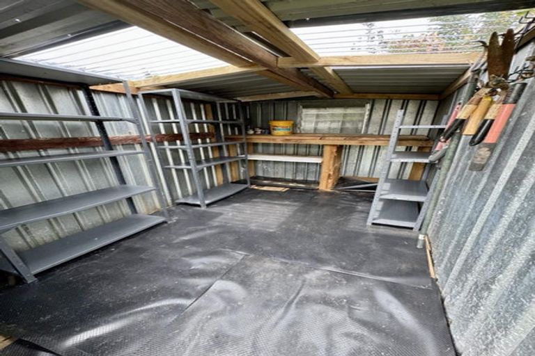 Photo of property in 3 Hartley Terrace, Massey, Auckland, 0614