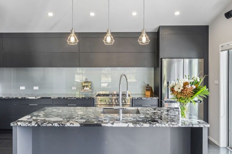 Photo of property in 19 Blackmore Drive, Lynmore, Rotorua, 3010