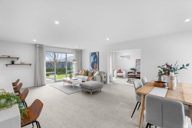 Photo of property in 19 Maka Lane, Halswell, Christchurch, 8025