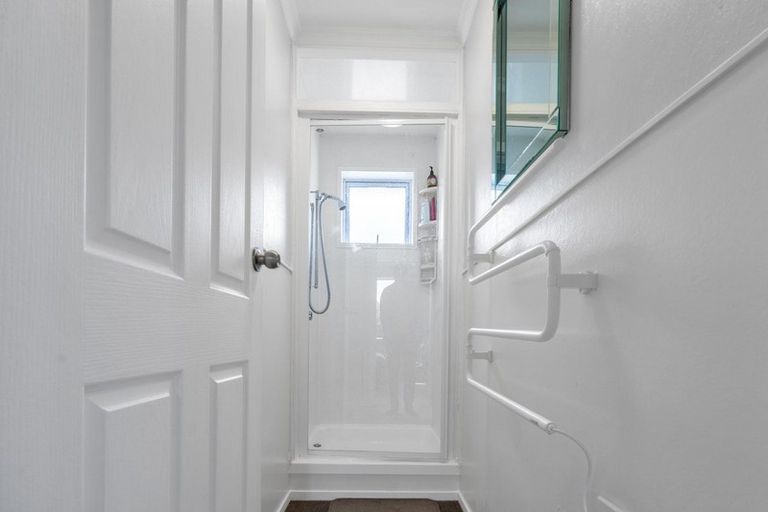 Photo of property in 114 Ruru Avenue, Otatara, Invercargill, 9879