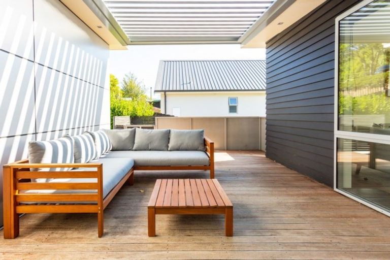 Photo of property in 72 Bowenvale Avenue, Cashmere, Christchurch, 8022