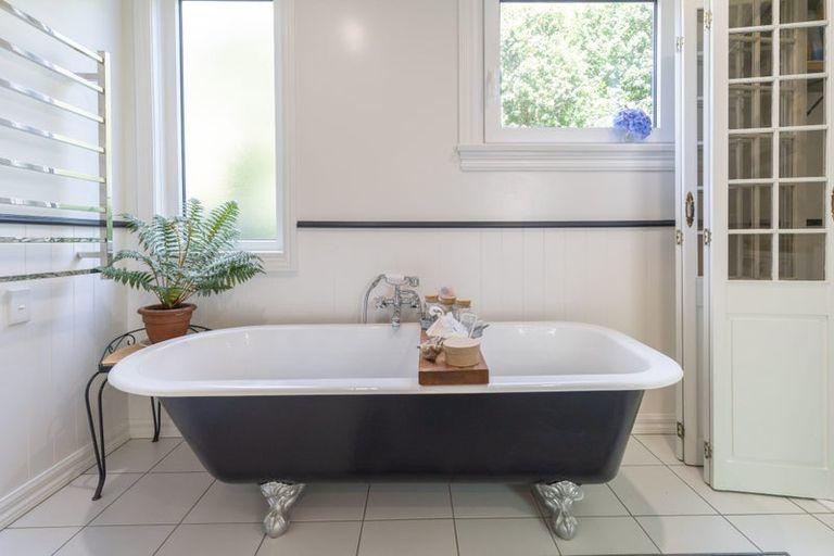 Photo of property in 23 Papatotara Road, Tuatapere, 9620