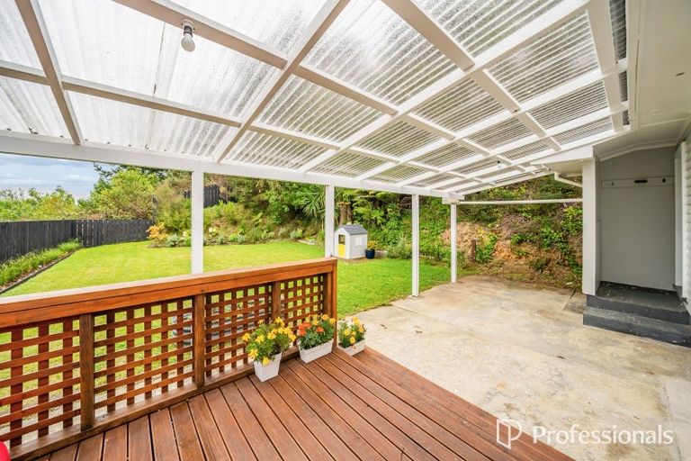 Photo of property in 11 Morrison Grove, Stokes Valley, Lower Hutt, 5019
