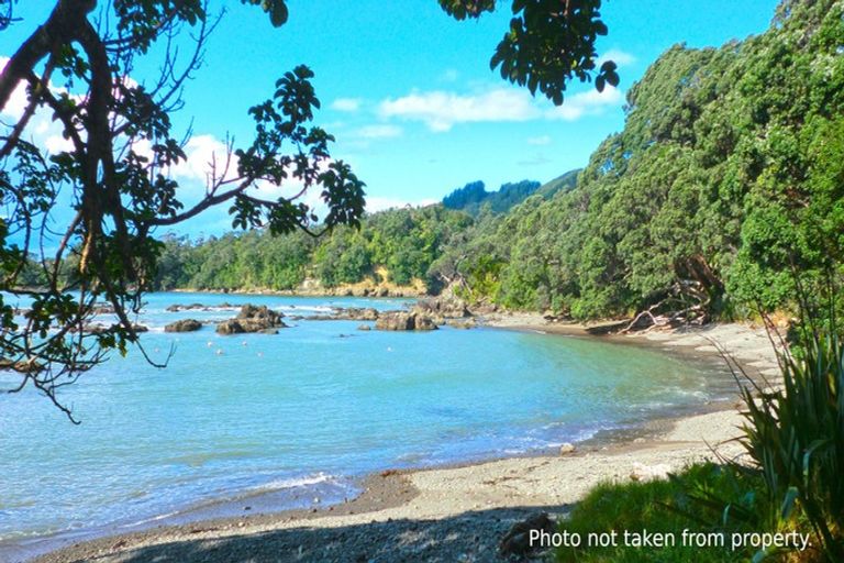 Photo of property in 8313 State Highway 35, Whanarua Bay, Te Kaha, 3199