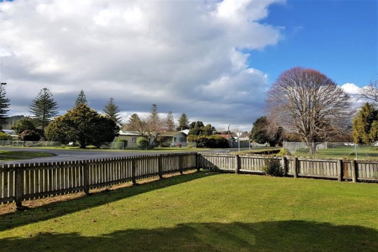Photo of property in 160 Queen Street, Wairoa, 4108