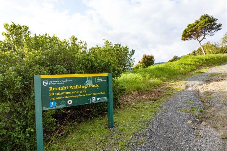 Photo of property in 44 Darch Point Road, Whangarei Heads, Whangarei, 0174