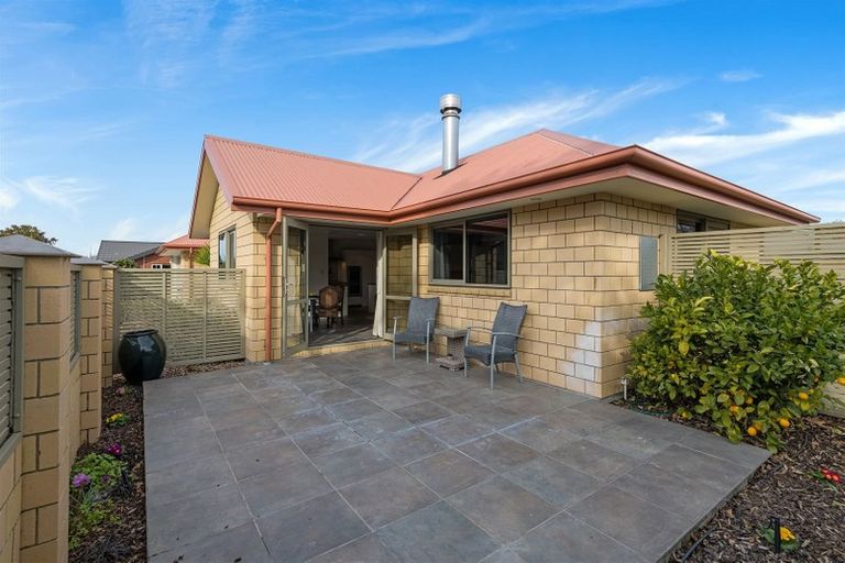 Photo of property in 40 Woodhurst Drive, Casebrook, Christchurch, 8051