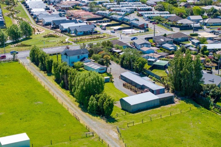 Photo of property in 194 Mairehau Road, Marshland, Christchurch, 8083