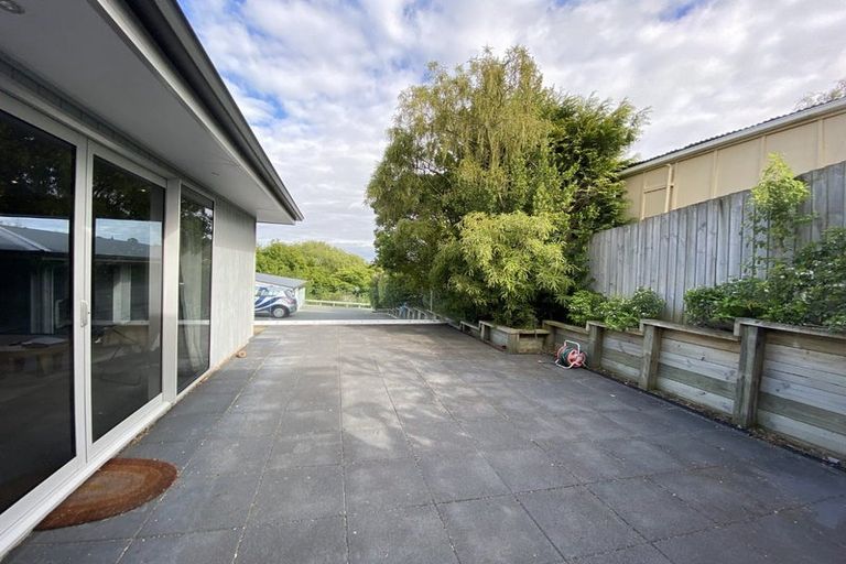 Photo of property in 82 Centaurus Road, Huntsbury, Christchurch, 8022
