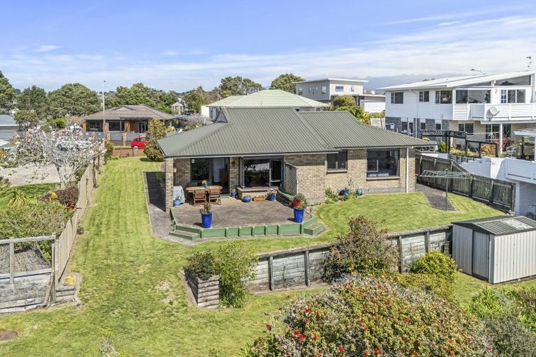 Photo of property in 9 Chatswood Grove, Fitzroy, New Plymouth, 4312