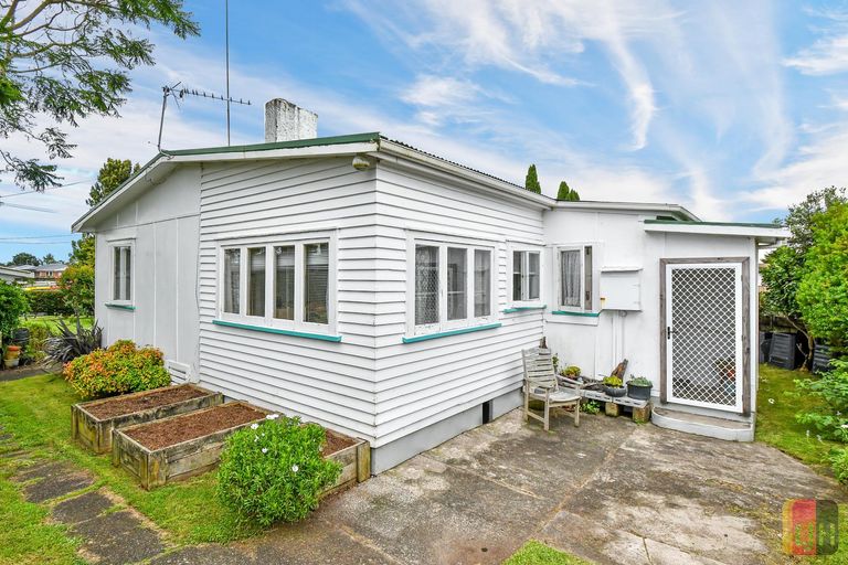 Photo of property in 130 Old Wairoa Road, Papakura, 2110