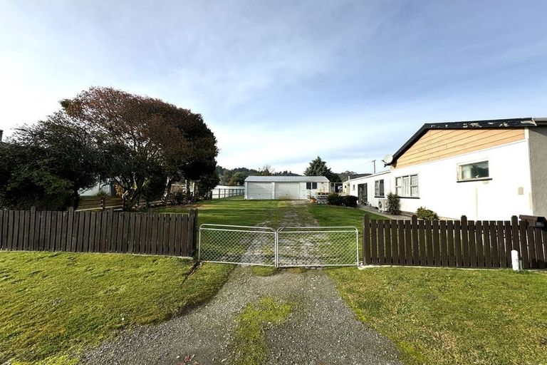 Photo of property in 92 Eddystone Street, Kaitangata, 9210