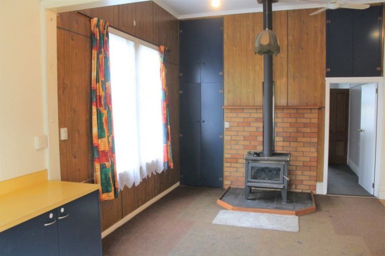 Photo of property in 59 Swinburn Street, Dannevirke, 4930