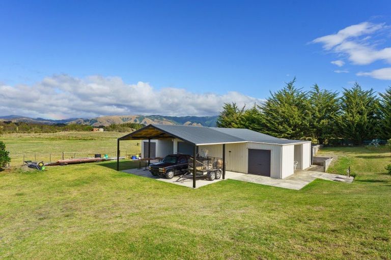 Photo of property in 78 Sims Road, Te Horo Beach, Otaki, 5581