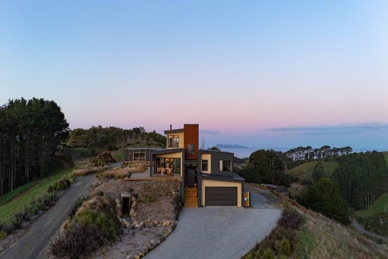 Photo of property in 183 Ngatitangata Road, Waihi, 3681