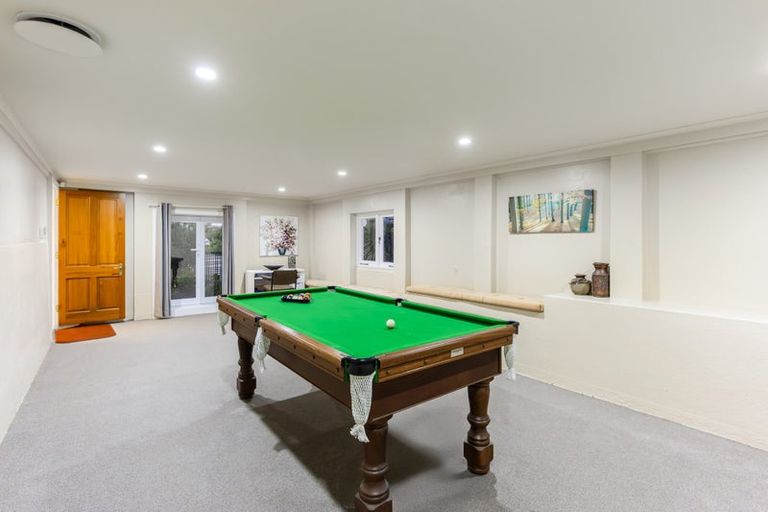 Photo of property in 148a Cliff View Drive, Green Bay, Auckland, 0604