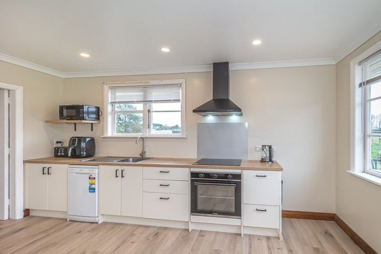 Photo of property in 32 Graham Street, Shannon, 4821