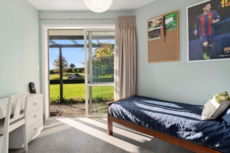 Photo of property in 12 Nga Parae Road, Oropi, Tauranga, 3173