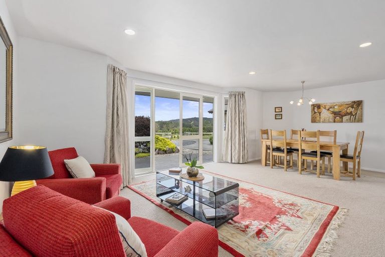 Photo of property in 121 Haruru Falls Road, Haruru, 0204